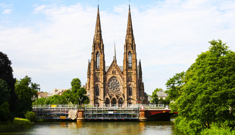 Ajet Havayolları İle Noel Pazarları Almanya Avusturya Masalı Turu ( 3 Gece Otel Konaklamalı ): Ajet Havayolları İle Uçuş
3 Sabah Kahvaltısı
3 Gece Konaklama
Regensburg , Thurn und Taxis Sarayı Noel Pazarları 
Füssen ,  Neuschwanstein Şatosu 
Salzburg İkonları ,  Hallstatt Ve Noel Pazarları Turu