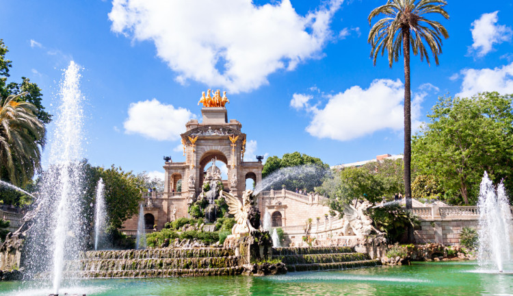 Madrid & Barselona Noel Pazarları Turu AJet Hy. ile Girona Şehir Turu Dahil (ABC- GRO)