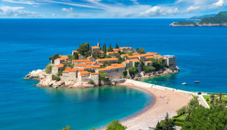 Ankara Hareketli PGS Ile Budva Karadag Turu Vizesiz  TGD-TGD