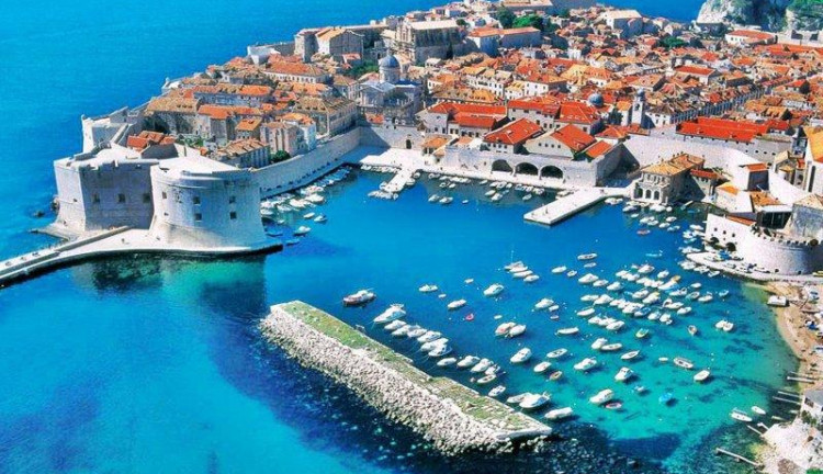 Ankara Hareketli PGS Ile Budva Karadag Turu Vizesiz  TGD-TGD