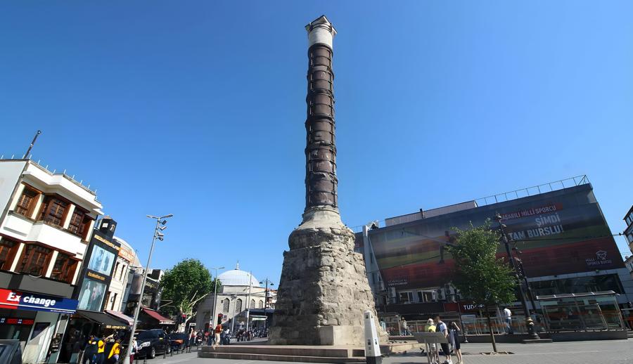 Ankara Çıkışlı Tarihi İstanbul Kültür ve Boğaz Turu (1 Gece Otel Konaklamalı): Şimdi İstanbul'da Olmak Vardı. Sabret Gönül Bir Gün Olur, Bu Hasret Biter, Bir Allı Turna Olsam, Karlı Dağları Aşsam
İstanbul'un Tarihi Dokusuyla Tanışmak İçin Tarih Kokulu Sokaklarından Asya ile Avrupa'yı Birbirine Bağlayan Boğazlarını Bizimle Gezmeye Sizleri Davet Ediyoruz.