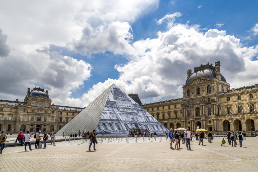 Büyüleyici Benelüks Paris Turu AJET ile Yılbaşı Özel 5 Gece 6 Gün 2027 (BRU–CDG)