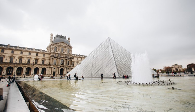 Büyüleyici Benelüks Paris Turu AJET ile Yılbaşı Özel 5 Gece 6 Gün 2027 (BRU–CDG)