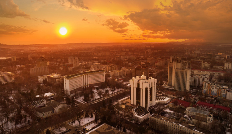 Rusya’nın İki Başkenti Moskova & St. Petersburg Türk Havayolları İle 5 Gece LED-VKO
