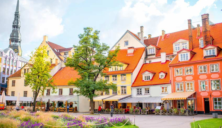 Baltıklar'da 3 Ülke Turu Tallinn & Riga & Vilnius THY İle Yaz Dönemi 7 Gece 8 Gün 2027 (TLL-VNO)