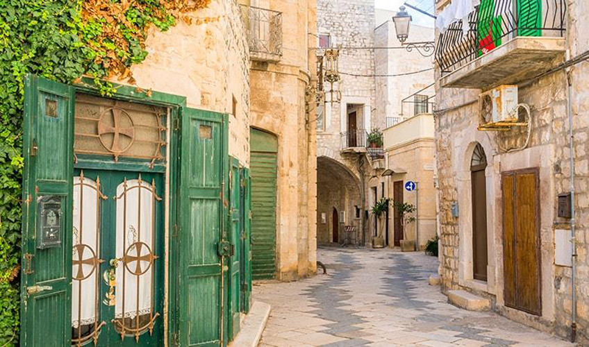 Güney İtalya’nın Büyüsü Napoli & Amalfi Kıyıları & Puglia THY İle Yaz Dönemi 4 Gece 5 Gün (NAP-BRI)