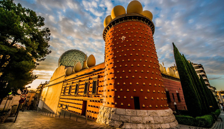 Ankara Hareketli İspanya'nın Kalbi Madrid & Barselona Turu Ajet İle 5 Gece 6 Gün (MAD-BCN) 2027