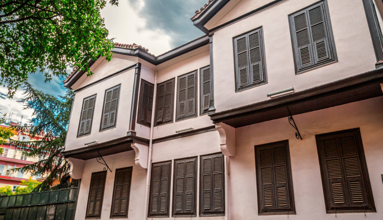 Yılbaşı Özel Selanik Kavala Meteora Masalı Turu (2 Gece Konaklama): Otobüslü 2 Gece Selanik Konaklamalı 4 Gün Selanik Kavala Meteora Turu
Yeşil Pasaporta Vizesiz