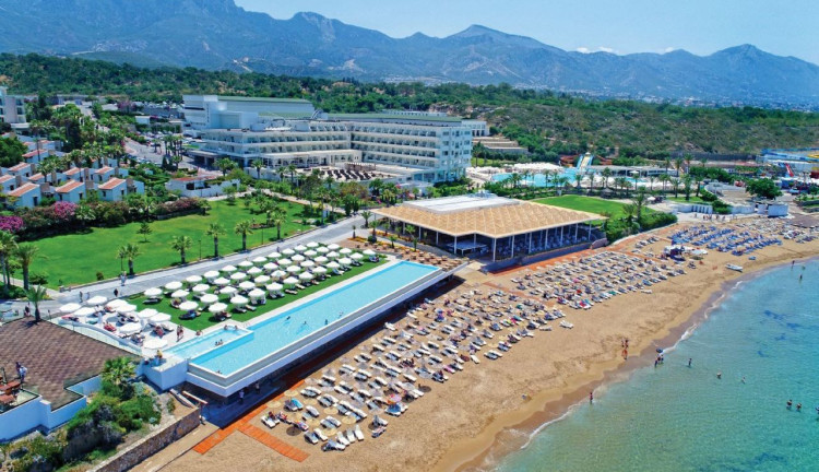 Kasım Ara Tatil Özel Kıbrıs Turu ( 2 Gece Konaklamalı ): Kasım Ara Tatil Özel Program
Ajet Hava Yolları İle Uçuş İmkanı
2 Gece Yarım Pansiyon Konaklama
5* Vun� Palace Hotel vb. 2 Gece Konaklama