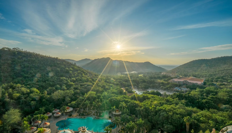 Gold Afrika Keşfi “Güney Afrika, Zimbabve, Botsvana” THY ile 7 gece (CPT-JNB) Cape Town (3) – Victoria Falls (3) – Chobe Ulusal Parkı – Johannesburg (1)