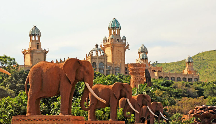 Gold Afrika Keşfi “Güney Afrika, Zimbabve, Botsvana” THY ile 7 gece (CPT-JNB) Cape Town (3) – Victoria Falls (3) – Chobe Ulusal Parkı – Johannesburg (1)