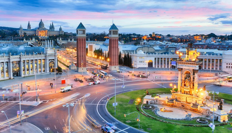 İzmir Hareketli İspanya'nın Kalbi Madrid & Barselona Turu Sunexpress Hava yolları ile Yaz Dönemi 5 Gece 6 Gün 2027 (MAD-BCN)