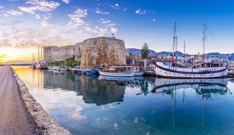 Antalya Havalimanı  Kalkışlı Kıbrıs Kültür Turu ( 3 Gece Otel Konaklamalı ): Pegasus Hava Yolları İle Uçuş
3 Gece Kıbrıs Konaklama
Seçilen Otel Kategorisinde Yarım Pansiyon Konaklama