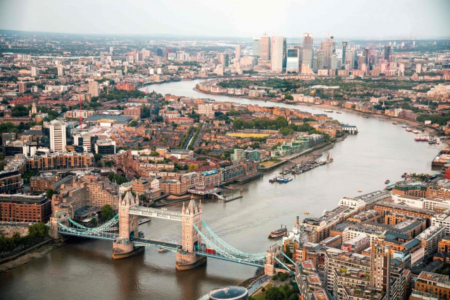 LONDRA GÜNLÜKLERİ - İZMİR HAREKETLİ