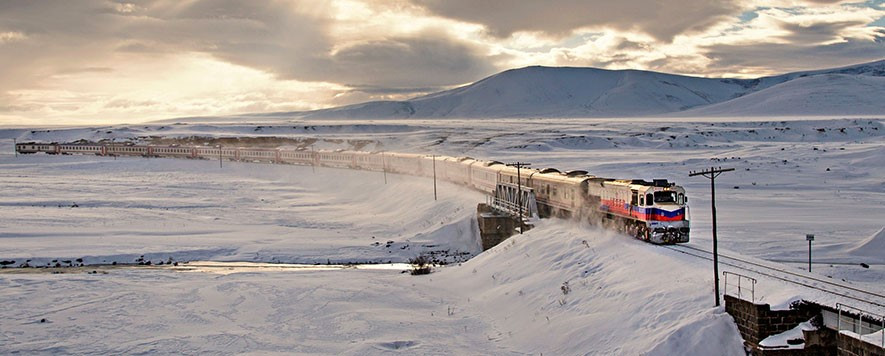 Turistik Doğu Ekspresi Uçak Gidiş Tren Dönüş Kars Turu