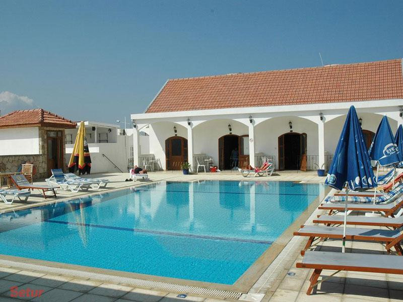 Kıbrıs Turu Acapulco Resort Hotel