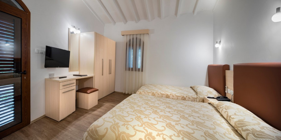 Kıbrıs Turu Acapulco Resort Hotel