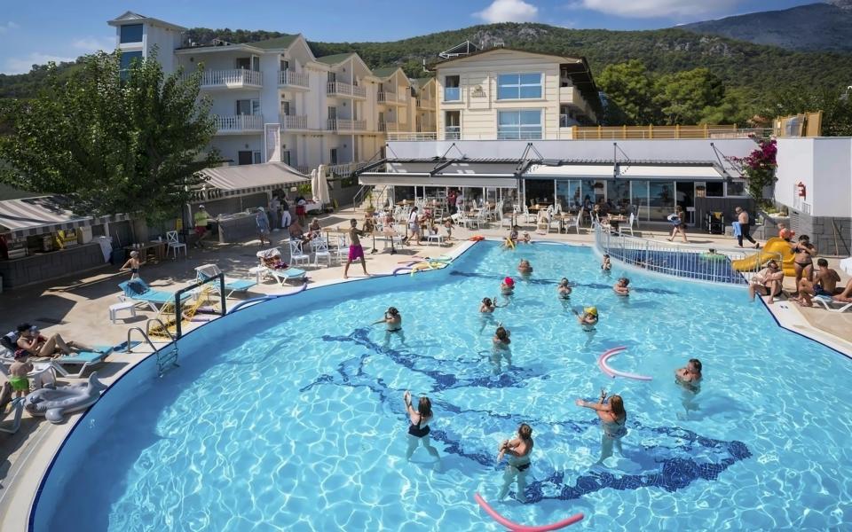 Kemer Tatili 4 Gece 5 Gün  Rox Resort Hotel | Onkel Hotels Beldibi Resort | Club Hotel Sunbel | Beldibi Beach Hotel