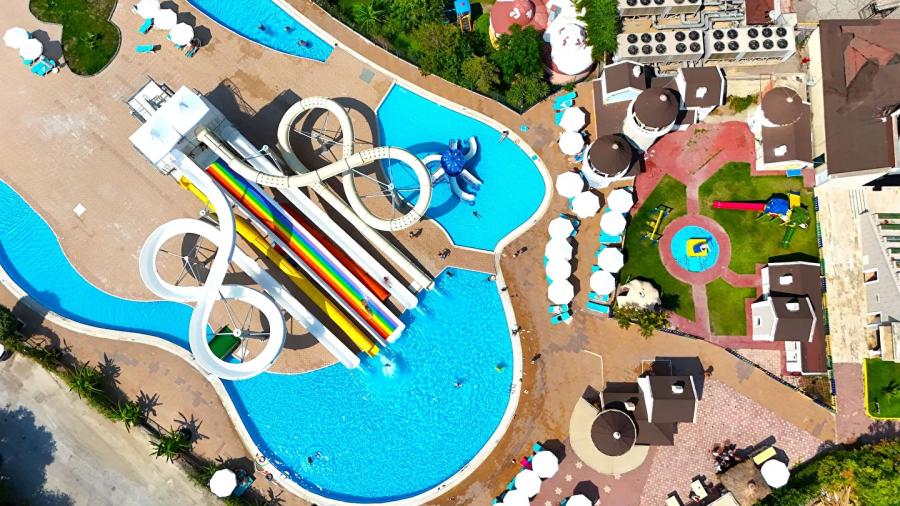 Rox Resort Hotel