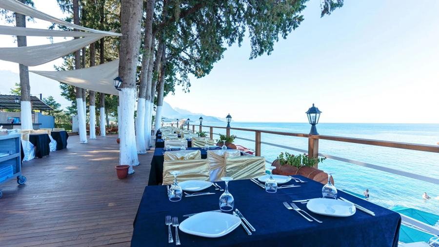 Rox Resort Hotel