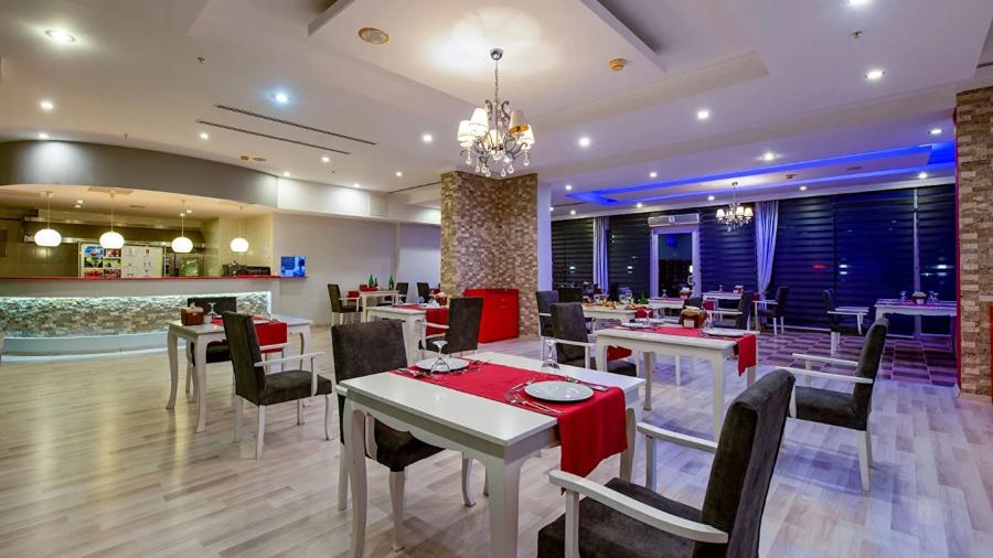 Rox Resort Hotel