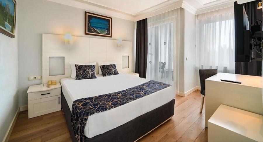 Rox Resort Hotel