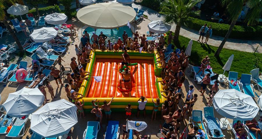 Palmeras Beach Hotel
