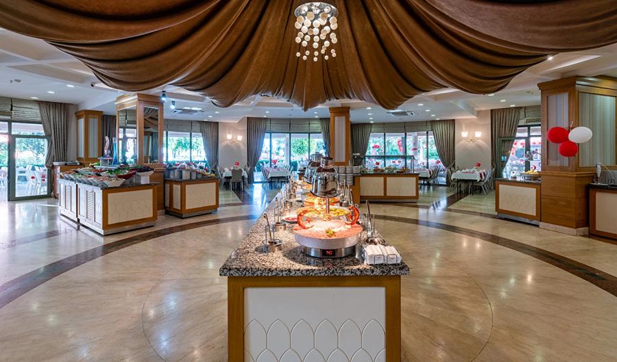 Palmeras Beach Hotel