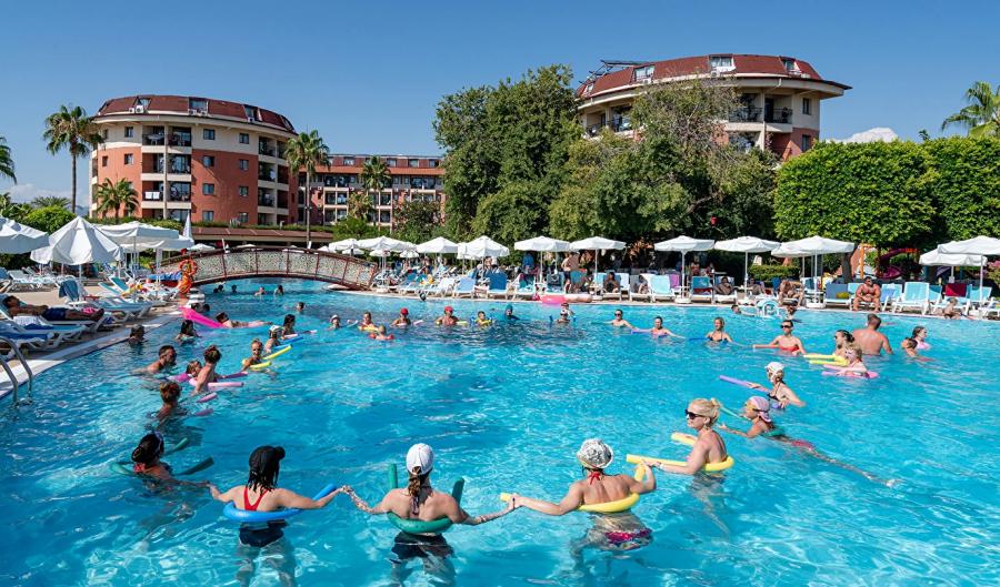 Palmeras Beach Hotel