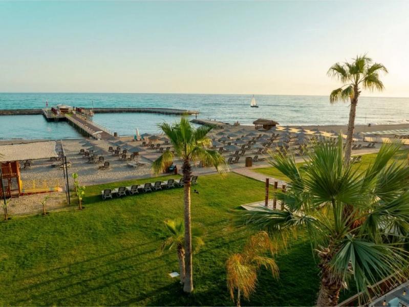 Serenity Queen Hotel