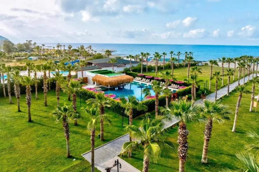 Serenity Queen Hotel