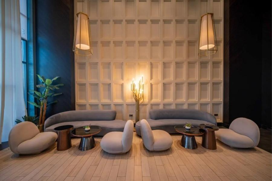 Serenity Queen Hotel