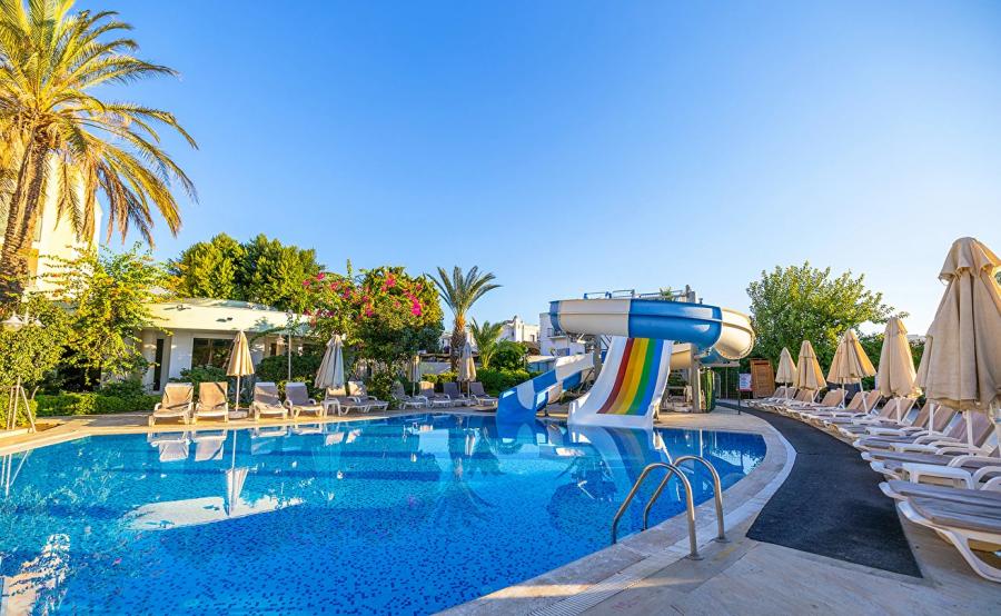Ayaz Aqua Beach Hotel