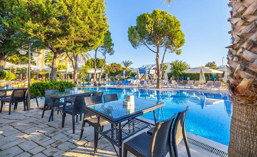 Ayaz Aqua Beach Hotel