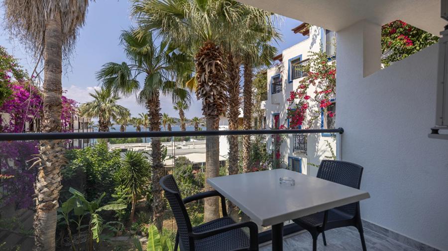 Sami Beach Hotel