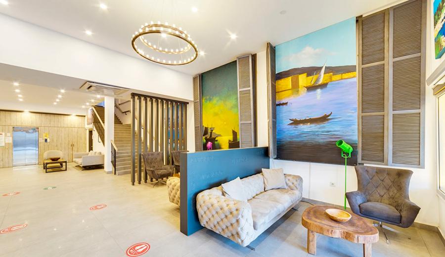 Smart Holiday Hotel