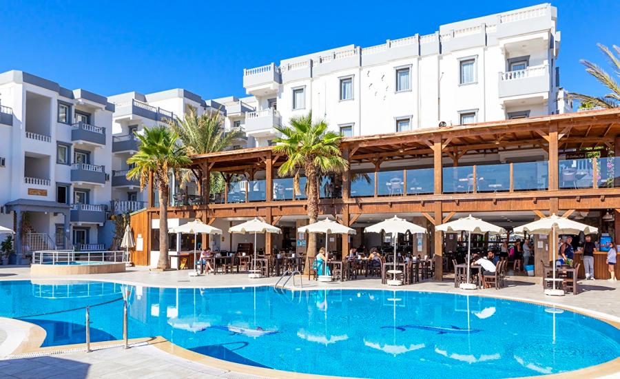 Smart Holiday Hotel