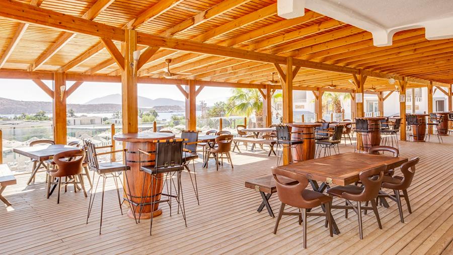 Smart Holiday Hotel