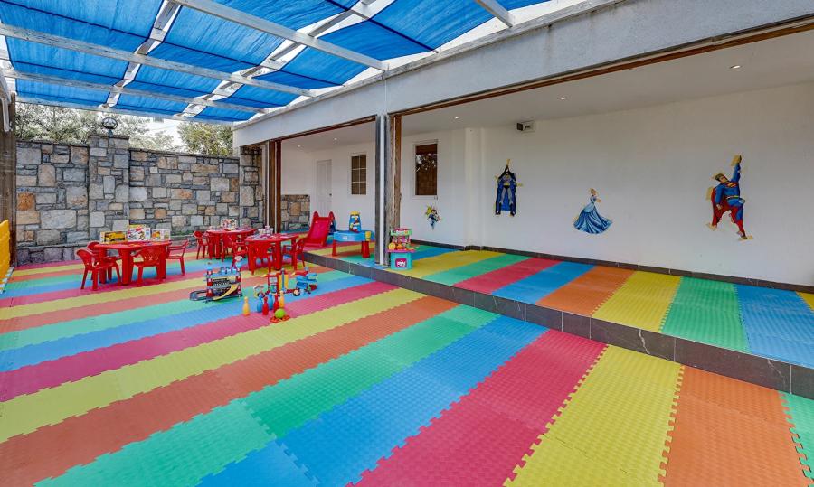 Smart Holiday Hotel