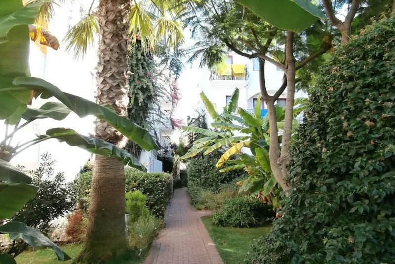 Golden Beach Hotel