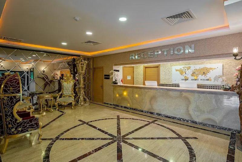 Golden Beach Hotel