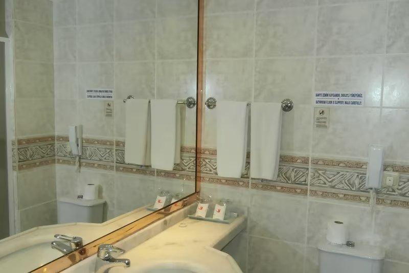 Golden Beach Hotel