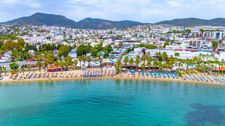 Ladonia Leo Beach Resort Hotel