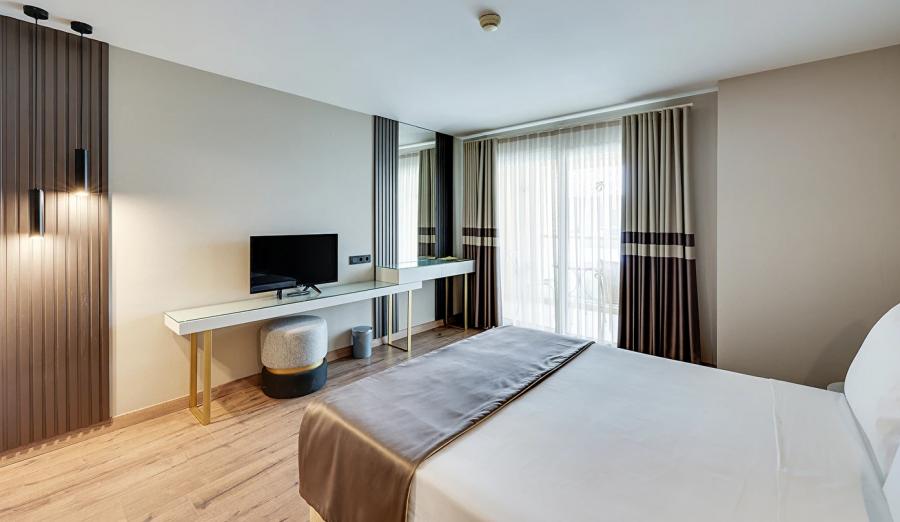 Royal Asarlık Beach Hotel