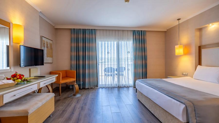 Royal Asarlık Beach Hotel