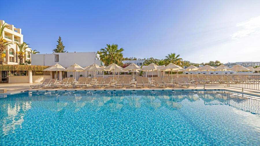 Royal Asarlık Beach Hotel