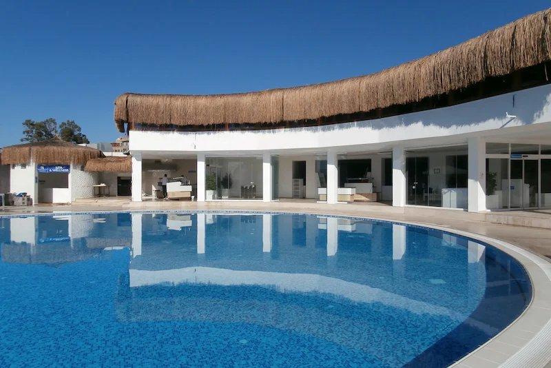 Bendis Beach Hotel
