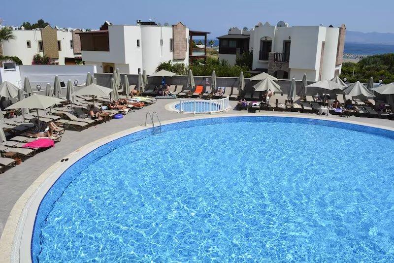 Bendis Beach Hotel