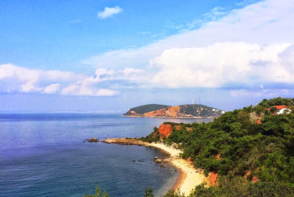 Burgazada Halk Plajı Nerede?