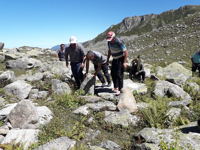 Kaçkar Dağı Zirve Tırmanışı (Yayla Evleri-Dadala Pansiyon konaklamalı)
